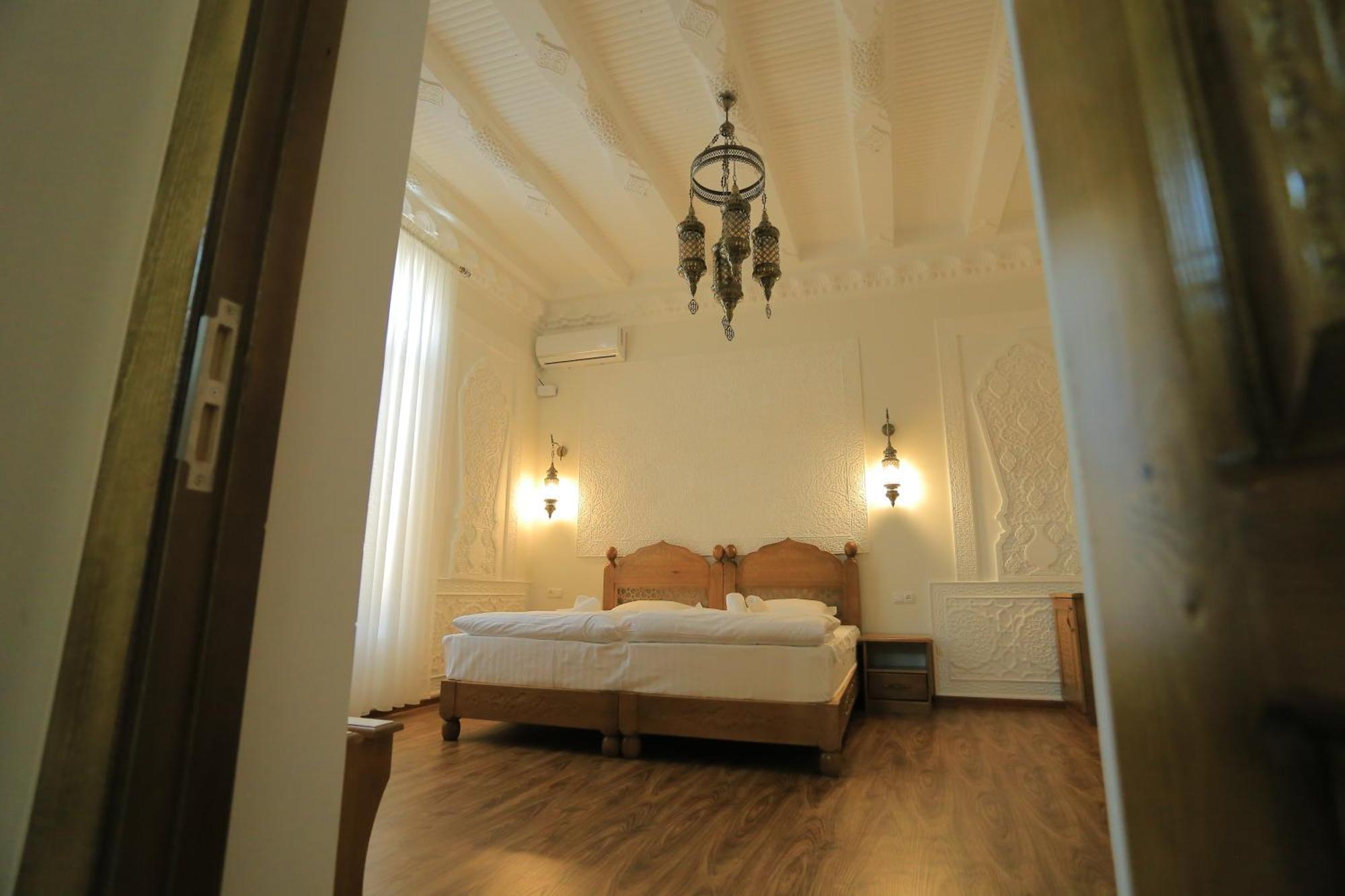 Guesthouse Muqaddam Bukhara Exterior photo